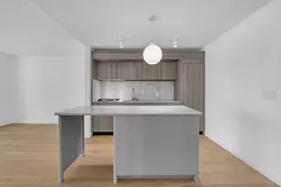 234 E 46th St, New York, NY 10017 - Photo 10
