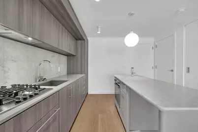 234 E 46th Street #703, New York, NY 10017 - Photo 4
