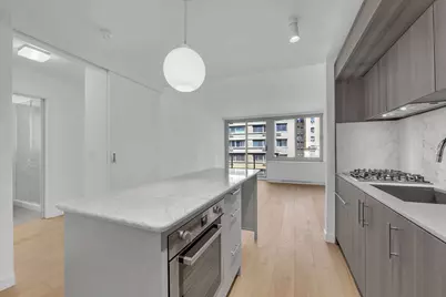 234 E 46th Street #703, New York, NY 10017 - Photo 14