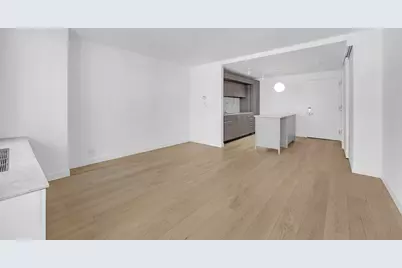 234 E 46th Street #703, New York, NY 10017 - Photo 2