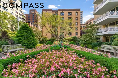 40 E 9th Street #12K, New York, NY 10003 - Photo 14