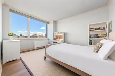 100 Riverside Boulevard #27B, New York City, NY 10069 - Photo 8