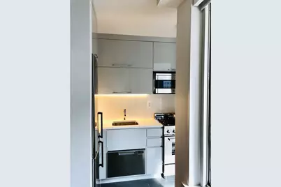 1160 3rd Avenue #4G, New York City, NY 10065 - Photo 2
