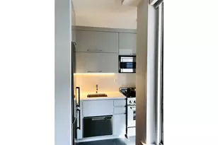 1160 3rd Ave, New York City, NY 10065 - Photo 2