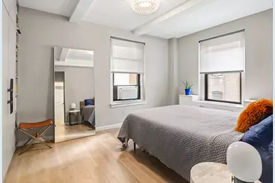 235 W End Avenue #5DE, New York City, NY 10023 - Photo 4