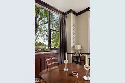 2 E End Avenue #1B, New York City, NY 10021 - Photo 4
