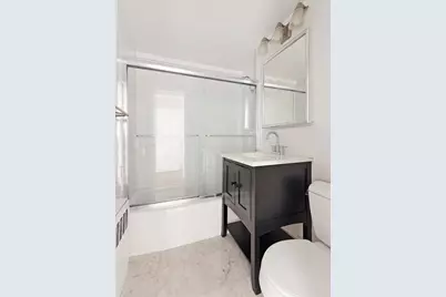 333 E 46th Street #3B, New York City, NY 10017 - Photo 10