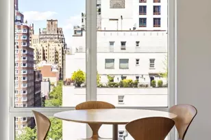 255 E 74th St, New York, NY 10021 - Photo 2