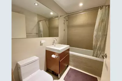 214 N 11th Street #5U, New York City, NY 11211 - Photo 12