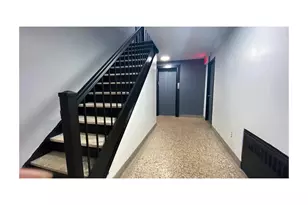 212 E 83rd St, New York, NY 10028 - Photo 4