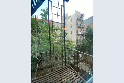 311 E 76th Street #4, New York City, NY 10021 - Photo 8