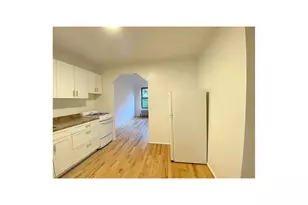311 E 76th St, New York City, NY 10021 - Photo 4