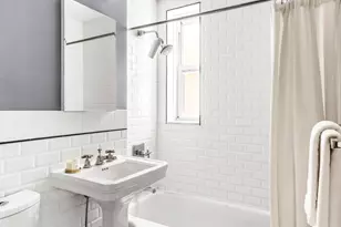 25 Plaza St W, New York City, NY 11217 - Photo 8