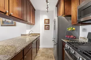 377 Rector Pl, New York City, NY 10280 - Photo 6