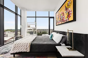 21-21 31st St, New York City, NY 11105 - Photo 6