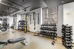561 10th Ave, New York City, NY 10036 - Photo 24
