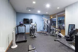 640 W 237th St, New York City, NY 10463 - Photo 30