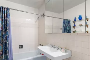 200 Central Park S, New York City, NY 10019 - Photo 46