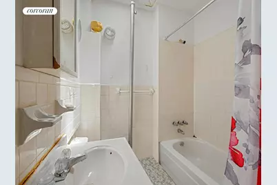 61 Hull Street, New York City, NY 11233 - Photo 8