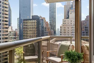 234 E 46th St, New York, NY 10017 - Photo 4