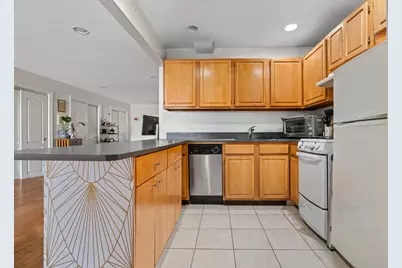 19-19 24th Avenue #L502, Astoria, NY 11102 - Photo 8