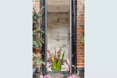 410 W 24th Street #PHA, New York City, NY 10011 - Photo 10