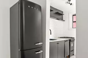 439 Hicks St, New York City, NY 11201 - Photo 2