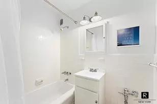 229 E 28th St, New York City, NY 10016 - Photo 4