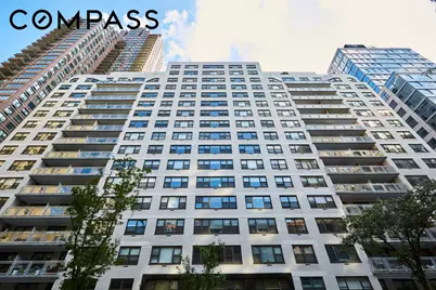 420 E 72nd Street #2E, New York City, NY 10021 - Photo 8