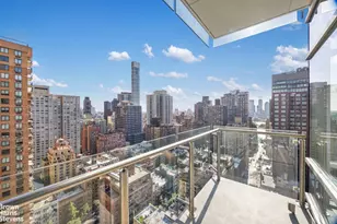 310 E 53rd St, New York City, NY 10022 - Photo 2
