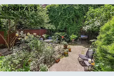 240 E 30th Street #2D, New York, NY 10016 - Photo 10