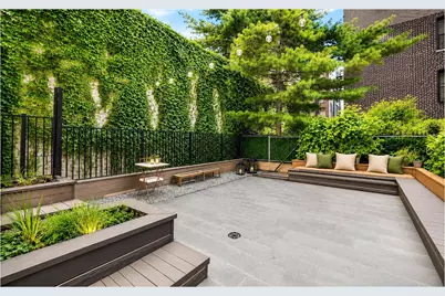 149 Huron Street #1A, New York City, NY 11222 - Photo 8