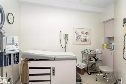 1150 Park Avenue #EGR1, New York, NY 10128 - Photo 2