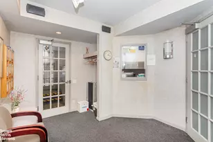 1150 Park Ave, New York, NY 10128 - Photo 4