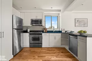 137 E 13th St, New York City, NY 10003 - Photo 4