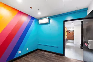 407 W 39th St, New York City, NY 10018 - Photo 8