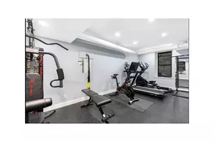 119 W 71st St, New York City, NY 10023 - Photo 12