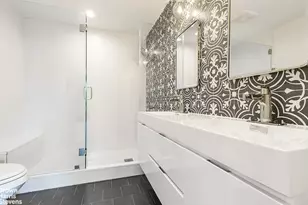 970 Park Pl, Brooklyn, NY 11213 - Photo 10