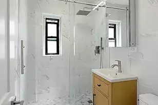 319 W 18th St, New York City, NY 10011 - Photo 8