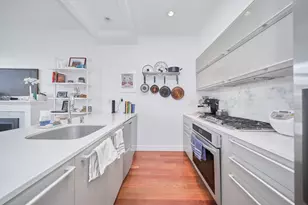 76 Engert Ave, New York City, NY 11222 - Photo 4