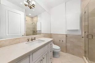 12 E 62nd St, New York City, NY 10065 - Photo 4