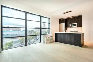13-33 Jackson Ave, New York City, NY 11101 - Photo 4