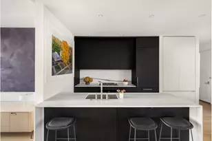 32 E 1st St, New York, NY 10003 - Photo 10