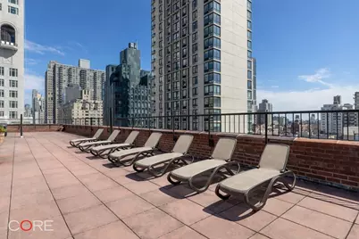 241 E 76th Street #9I, New York City, NY 10021 - Photo 20