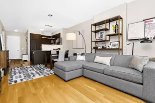 454 W 54th St, New York City, NY 10019 - Photo 2
