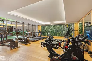 269 W 87th St, New York City, NY 10024 - Photo 14