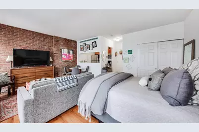 350 W 14th Street #4G, New York City, NY 10014 - Photo 2