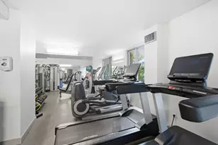 464 W 44th St, New York, NY 10036 - Photo 16