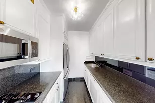 167 E 61st St, New York, NY 10065 - Photo 8