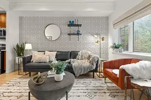 346 E 7th St, New York City, NY 11218 - Photo 2